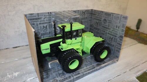 Britains ertl 44318 - britains, 1:32