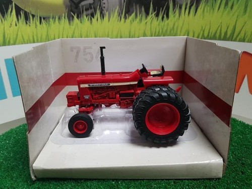 Ertl44131 international 756 - ertl44131,