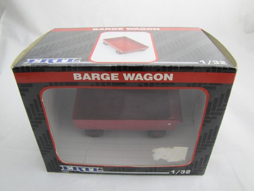 1639 ertl barge - barge, wagon
